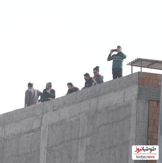 روش خلاقانه زنان ایرانی برای تماشای بازی فوتبال  از خانه‌هایشان