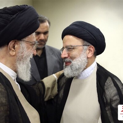 تصویری خاص در توئیتر سایت رهبر انقلاب در پی شهادت ابراهیم رئیسی