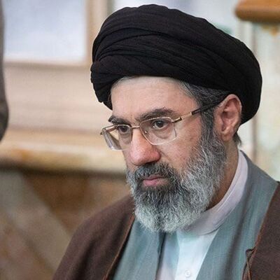 تولد پرحاشیه و یک میلیون پوندی فرزند مجتبی خامنه‌ای در انگلیس!/ حدادعادل: اسناد و سوابق آن موجود است!