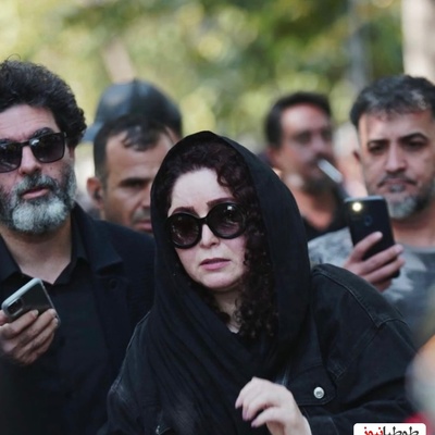 بازیگرانی که ژاله صامتی را در سخت‌ترین روز زندگی‌اش تنها نذاشتند؛ حضور بیتا سحرخیز، علیرضا استادی، گیتی قاسمی و... در مراسم ختم مادر ژاله صامتی+ویدیو/ روحش شاد