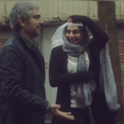 عاشقانه های جذاب مهدی پاکدل و رعنا آزادی ور در موزیک ویدیو «ابر می بارد» همایون شجریان که به نوعی کلیپ عروسیشون حساب میشه😍