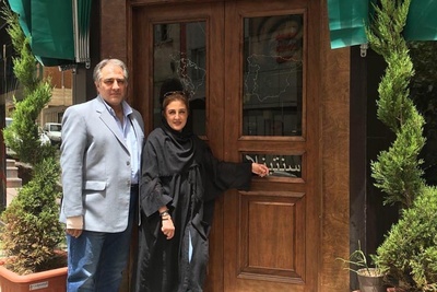 معماریِ آرامش به سبک خانه ایرج نوذری، بازیگر سریال ساهره؛ تلفیقِ جادوییِ پرده‌های کاراملیِ فرنگی و مبلمان اصیل  +فیلم و عکس